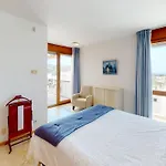 Lomas De Los Monteros II - 3 Bed Apartment