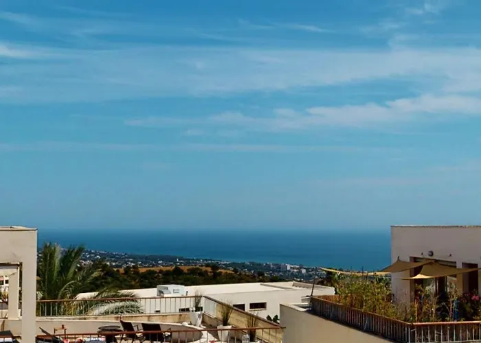 Lomas De Los Monteros II - 3 Bed Apartment
